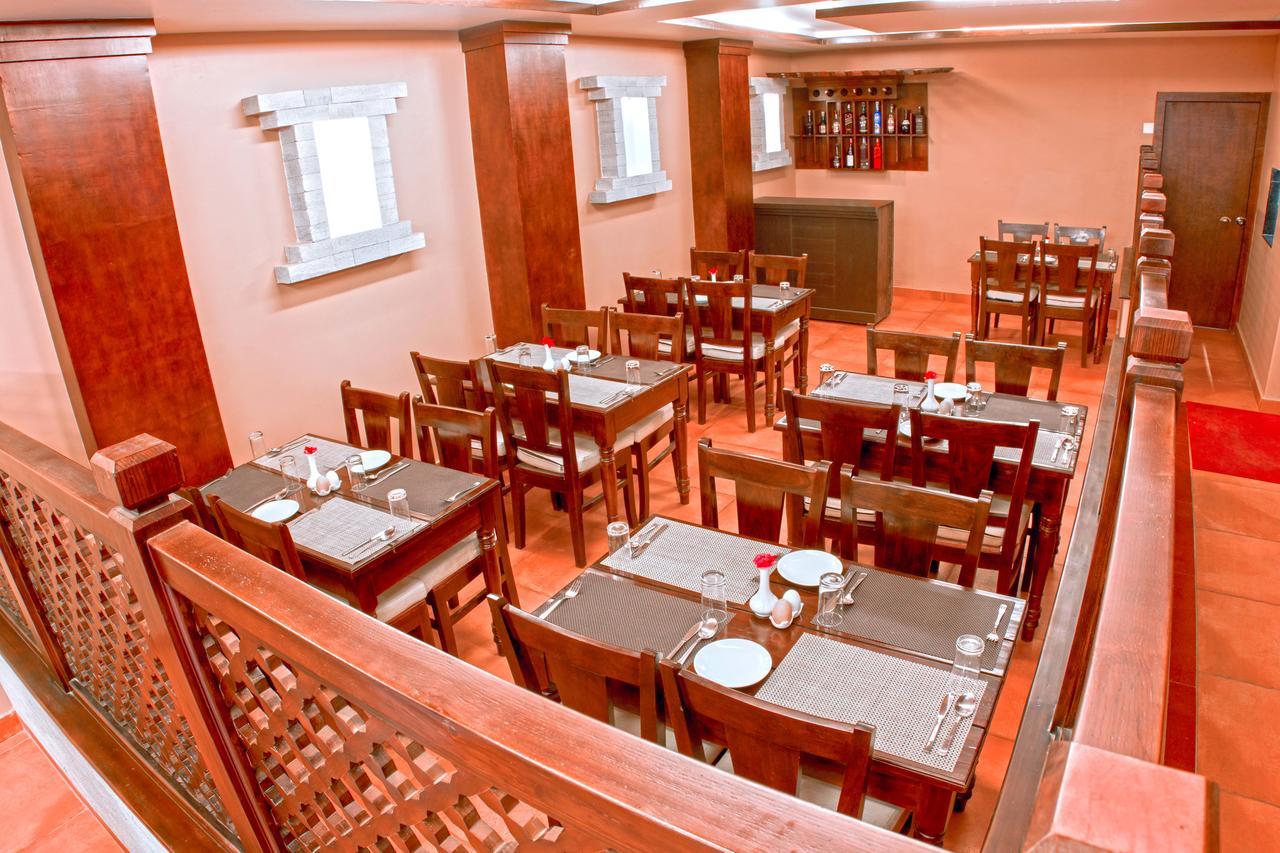 Hotel City Park Pokhara Exterior photo
